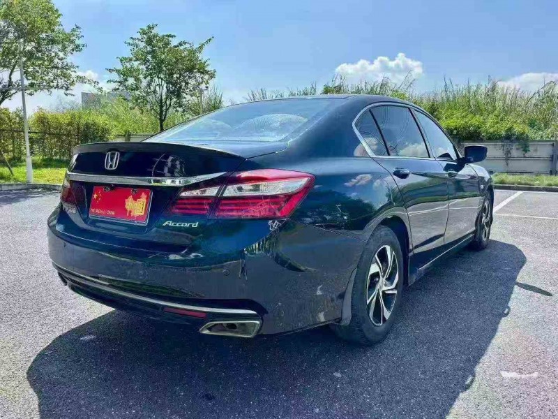 广州18年本田雅阁9