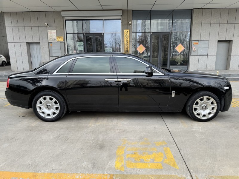 济宁12年劳斯莱斯古斯特8