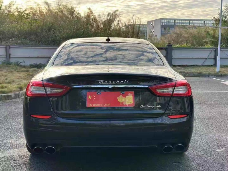 广州13年玛莎拉蒂总裁5