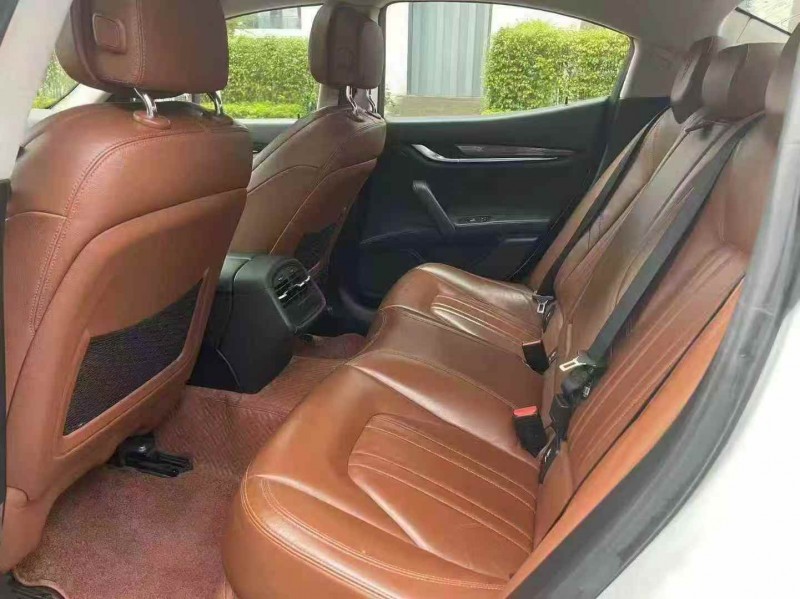 广州15年玛莎拉蒂Ghibli7