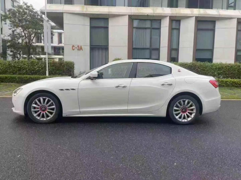 广州15年玛莎拉蒂Ghibli9