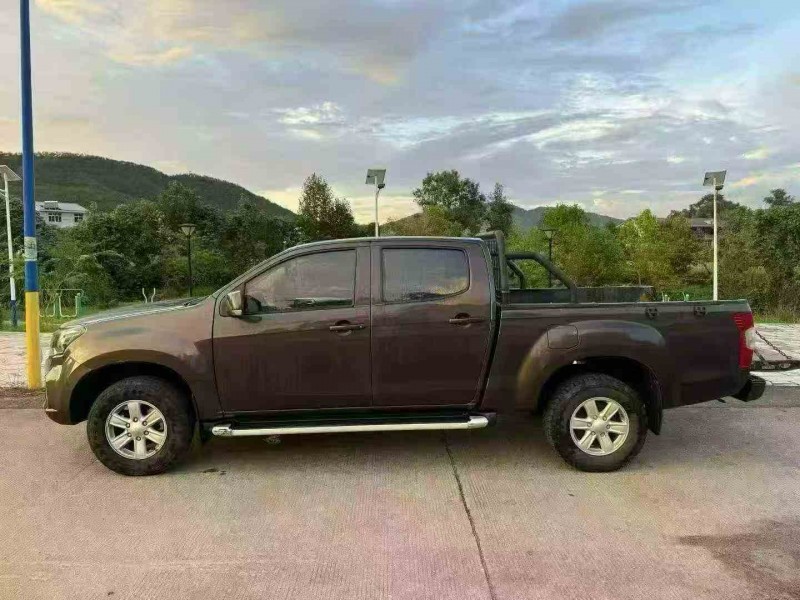 厦门21年五十铃瑞迈8