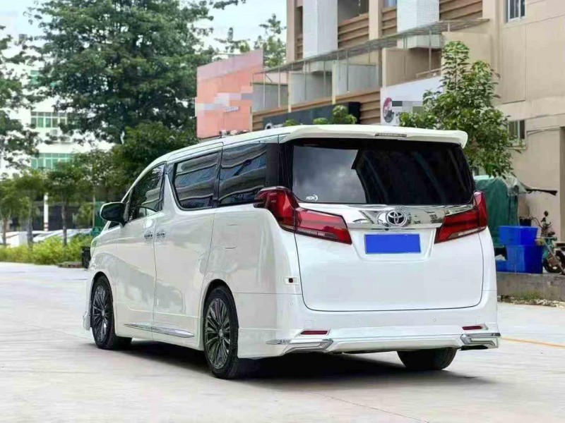 南平19年丰田埃尔法7