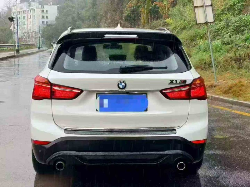 南平18年宝马X19