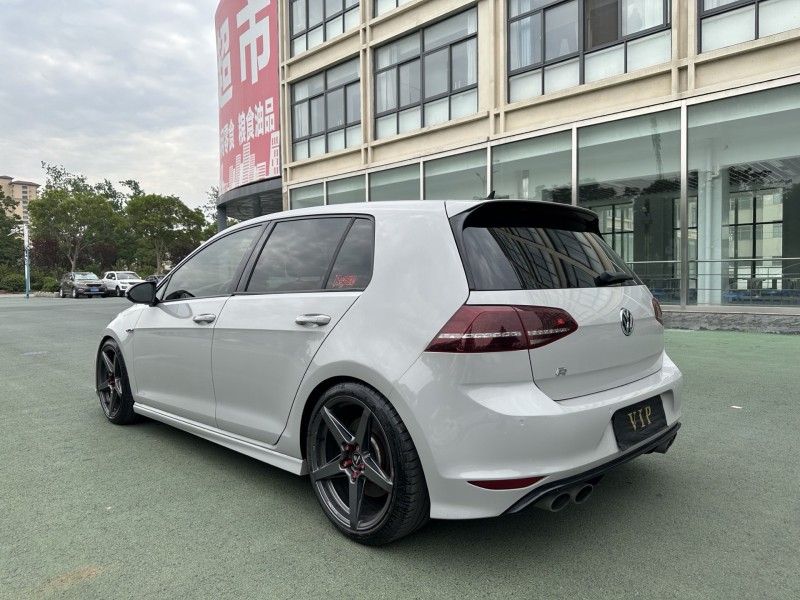 盐城17年大众高尔夫9