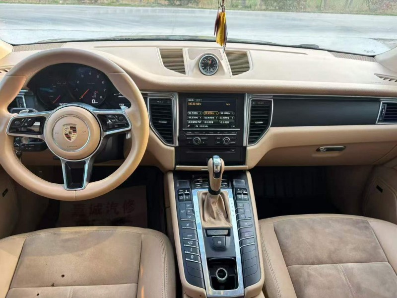 徐州15年保时捷Macan5