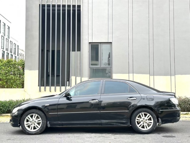 广州07年丰田锐志3