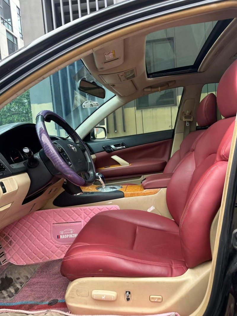 广州07年丰田锐志5