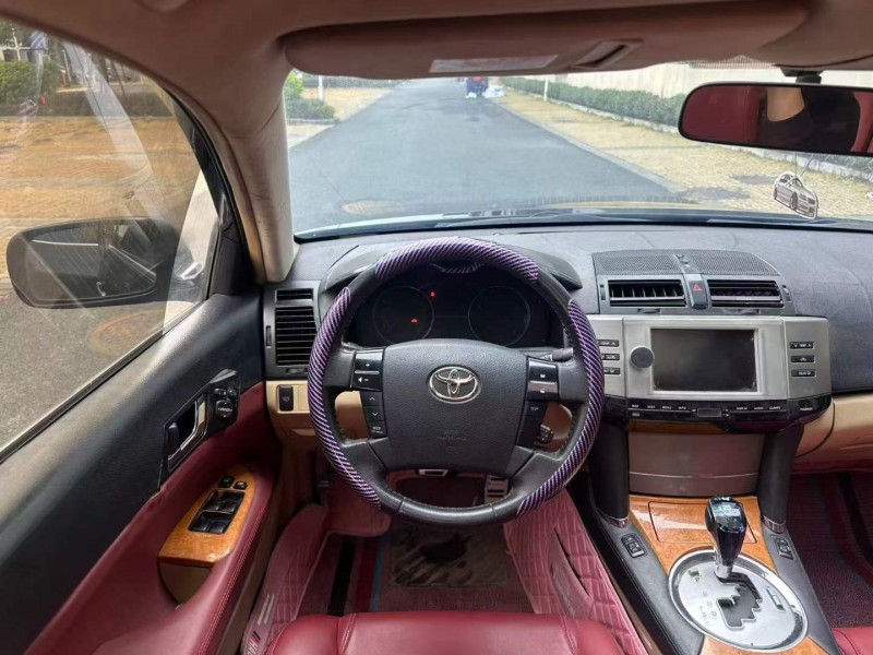 广州07年丰田锐志8