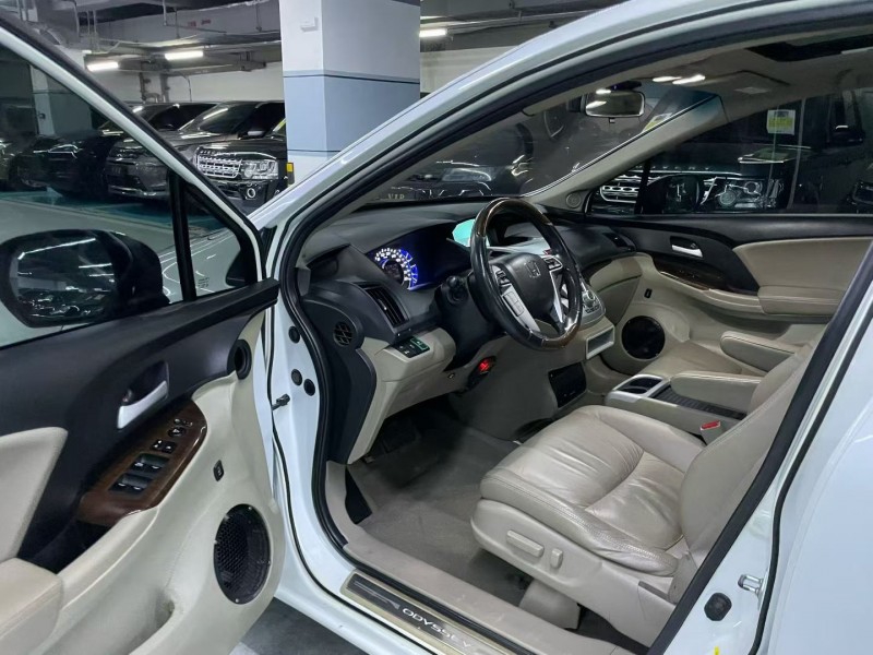 深圳14年本田奥德赛4