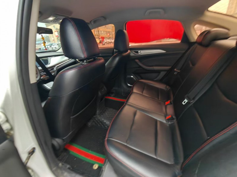 安阳19年长安汽车逸动8