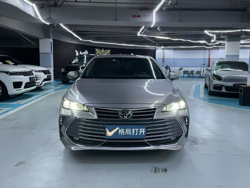 广州22年丰田亚洲龙1