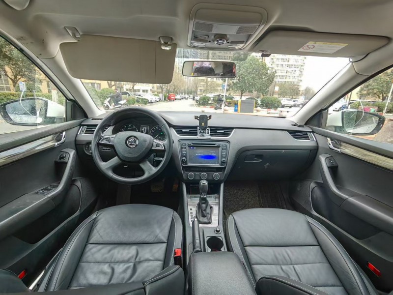 安阳15年斯柯达明锐7