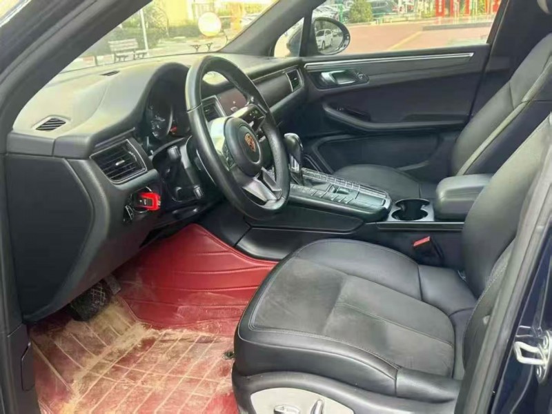 安阳18年保时捷Macan8