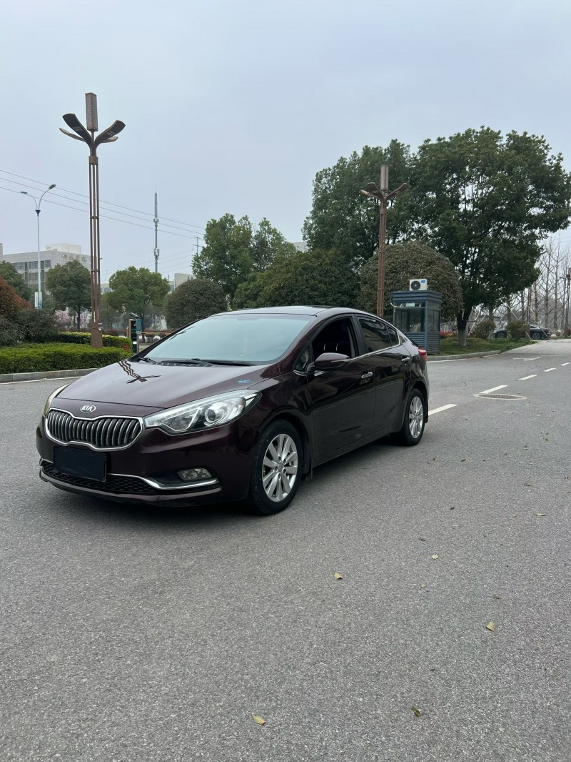 南阳15年起亚K32