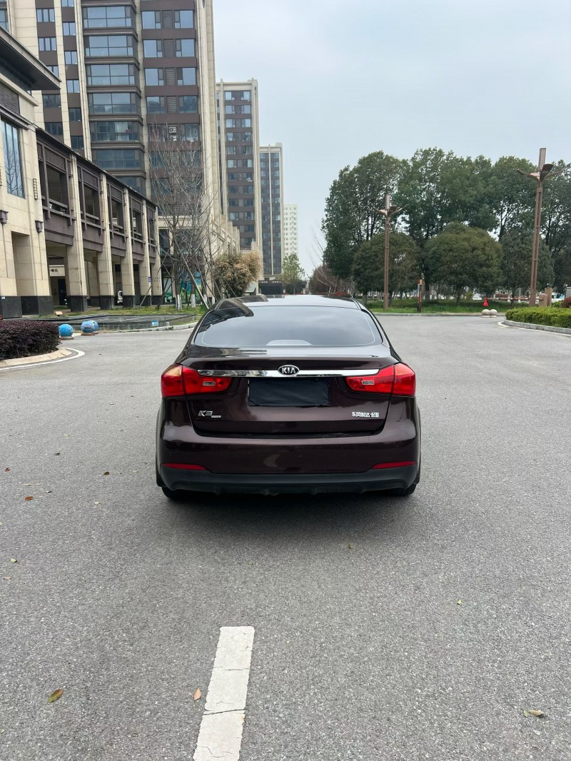 南阳15年起亚K37