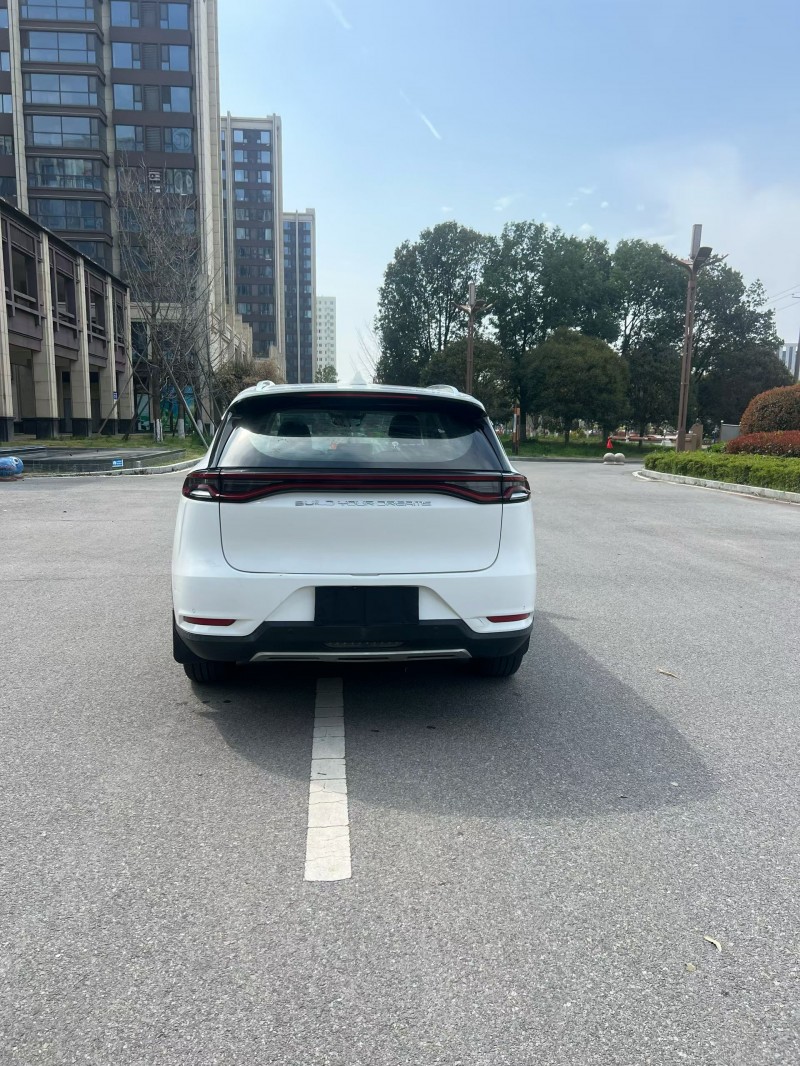 南阳18年比亚迪唐8