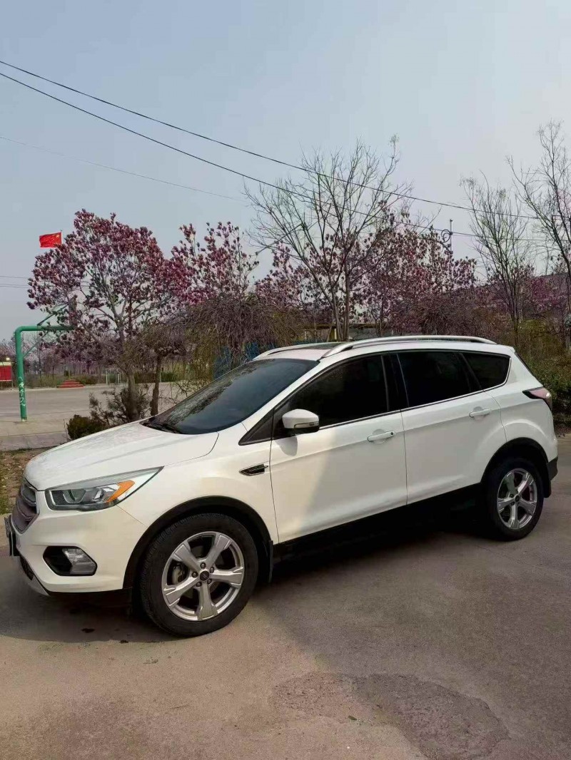 枣庄17年福特翼虎2
