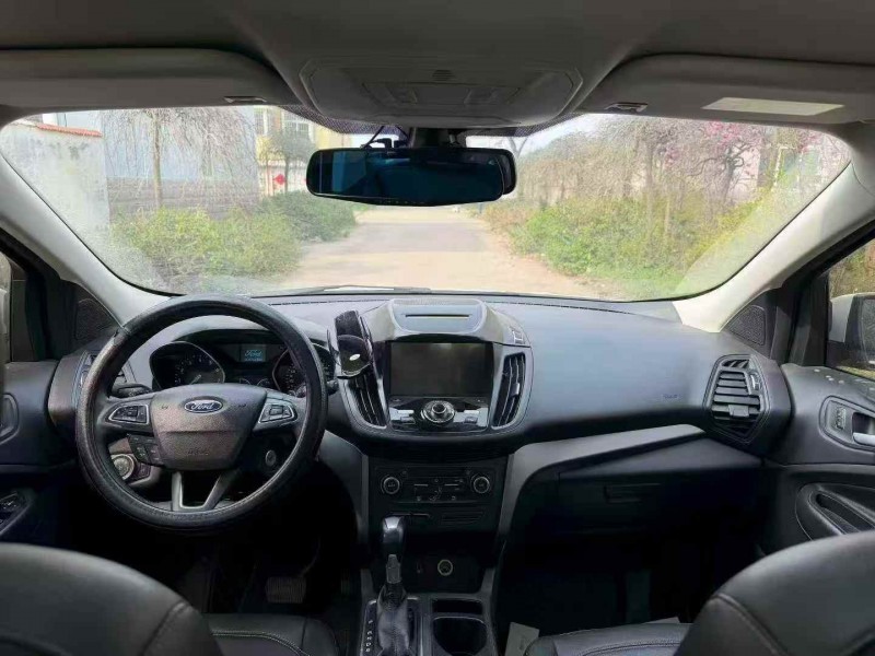 枣庄17年福特翼虎5