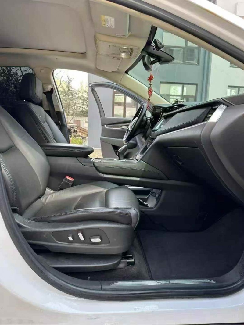 枣庄18年凯迪拉克XT55