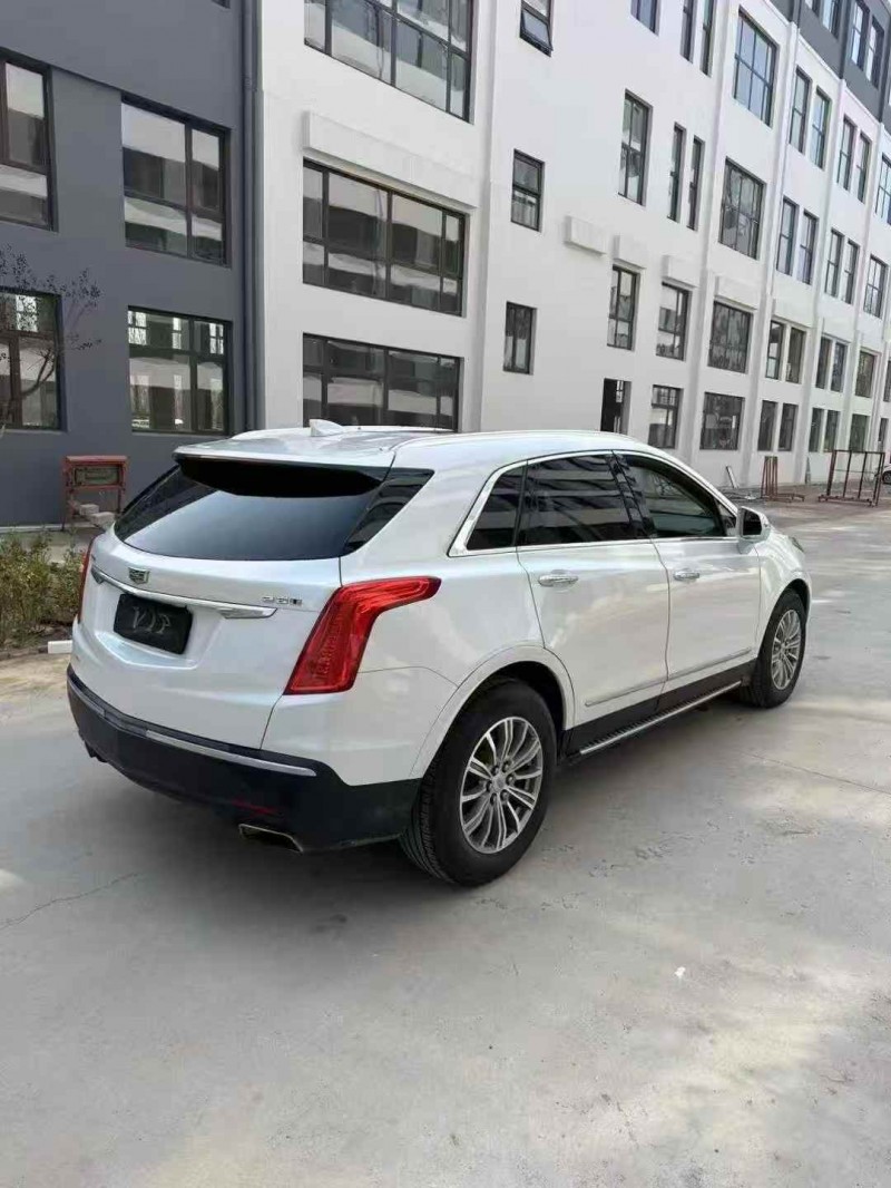 枣庄18年凯迪拉克XT57