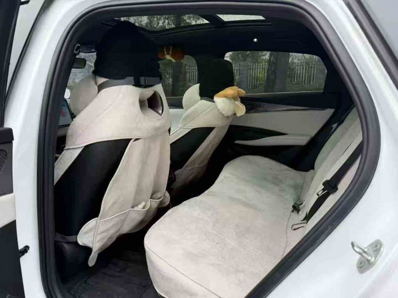 邵阳25年比亚迪海豹4