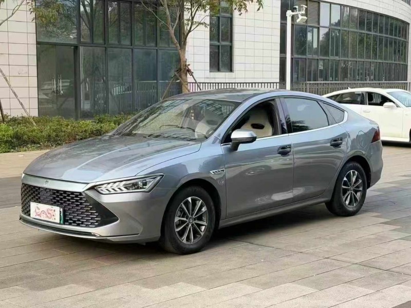 佛山23年比亚迪秦2