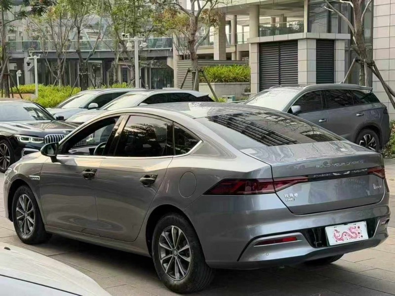 佛山23年比亚迪秦7