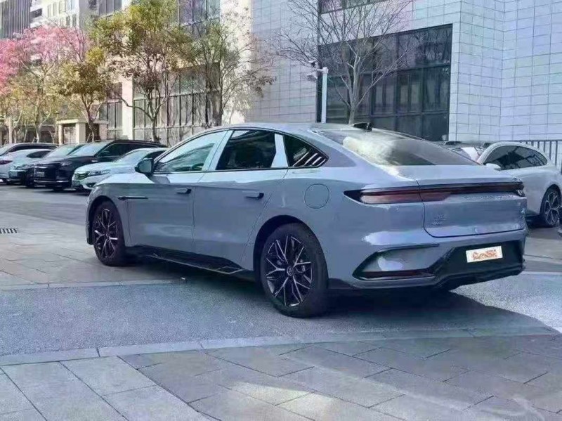 佛山26年比亚迪汉7