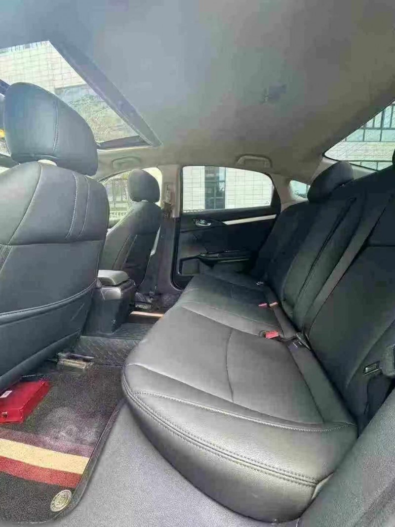 佛山18年本田思域7