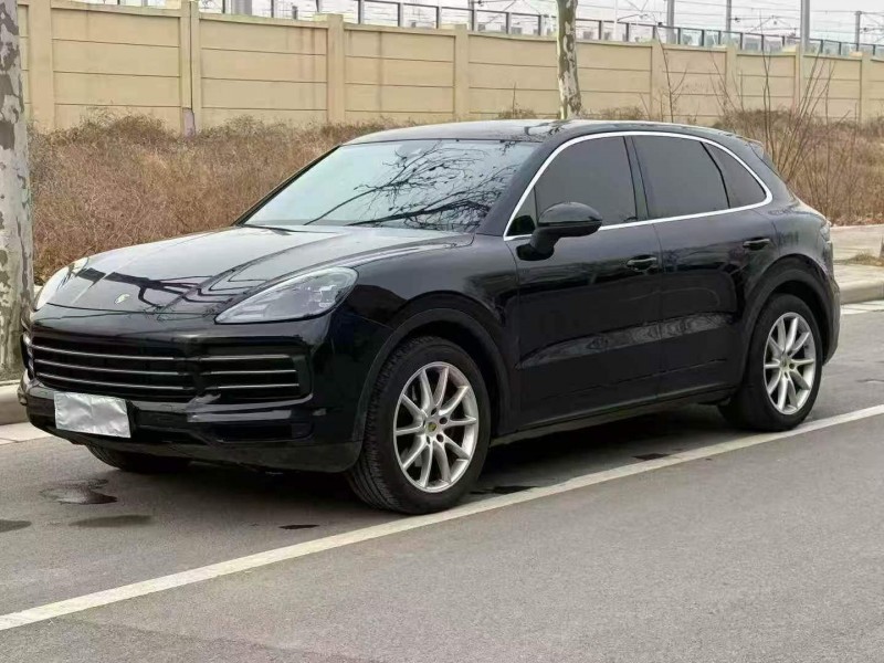 平頂山20年保時捷卡宴3