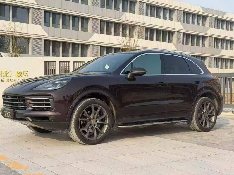 邢台21年保时捷卡宴2