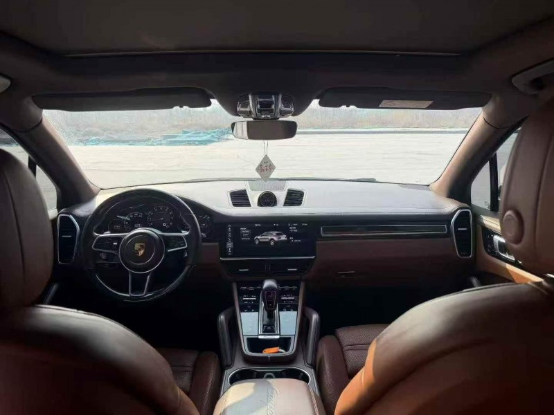 邢台21年保时捷卡宴5