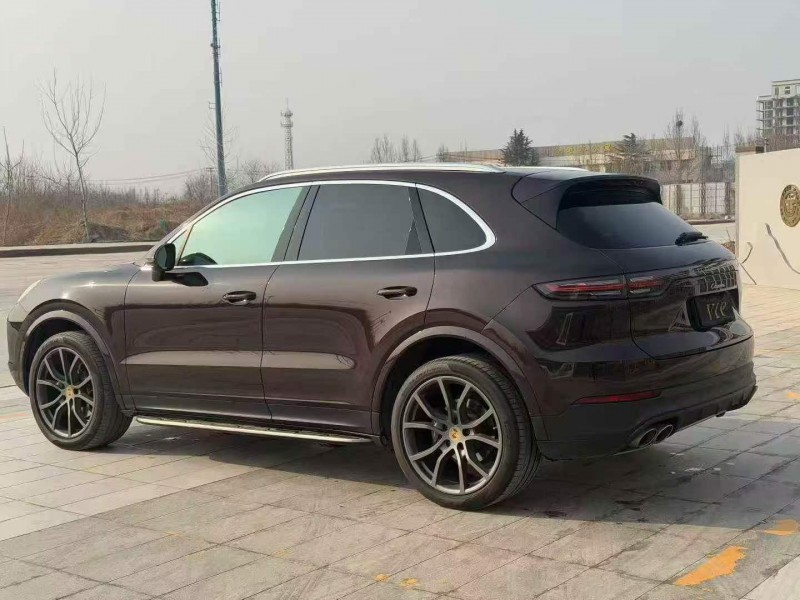 邢台21年保时捷卡宴7