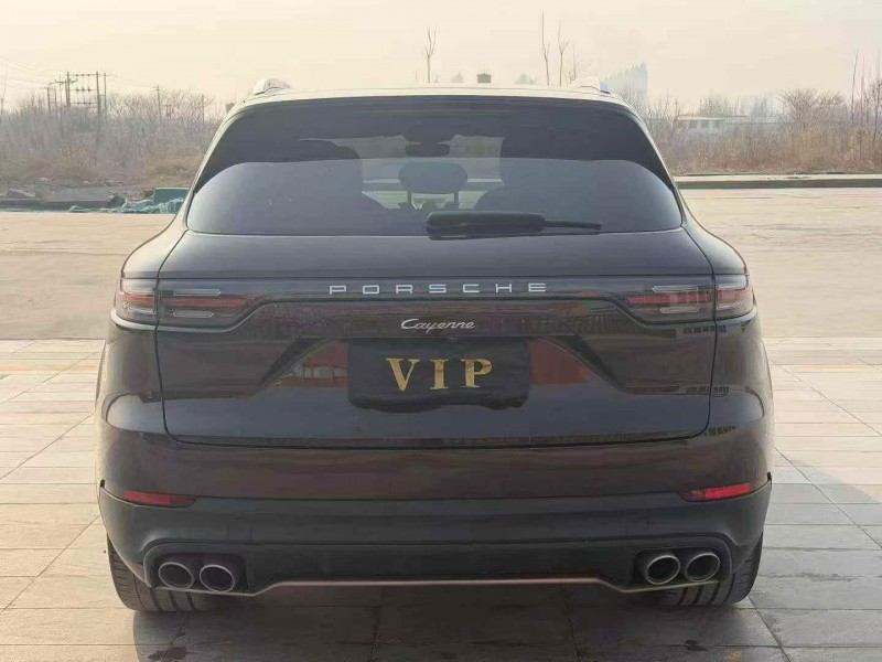 邢台21年保时捷卡宴9