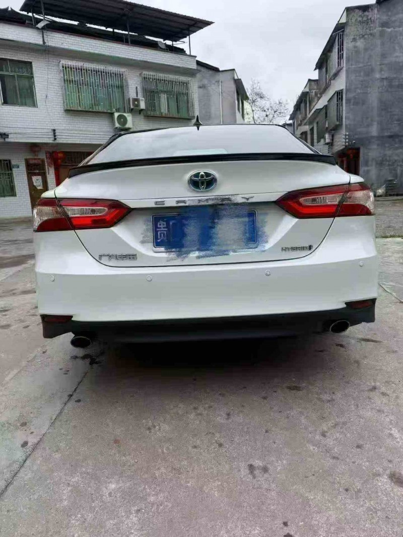 重庆22年丰田凯美瑞9