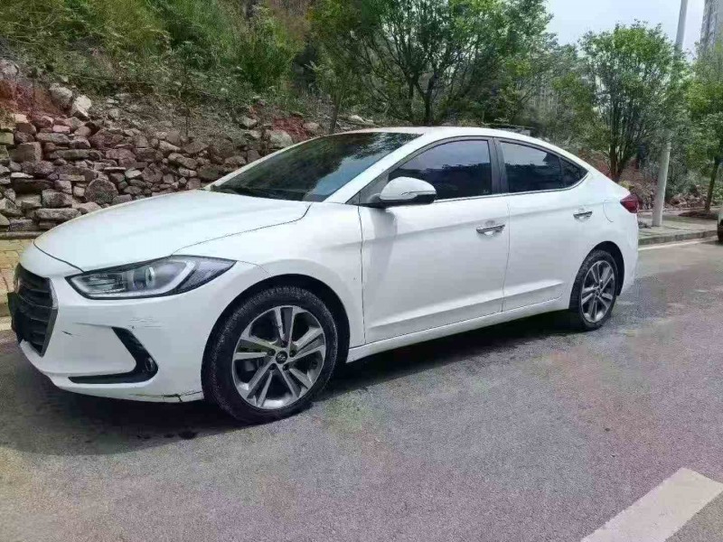 六盘水18年现代领动5