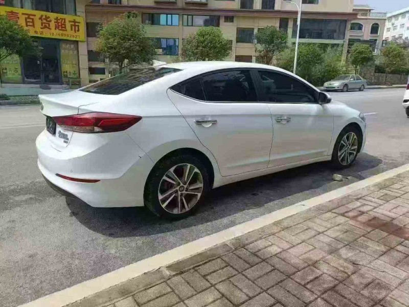 六盘水18年现代领动6