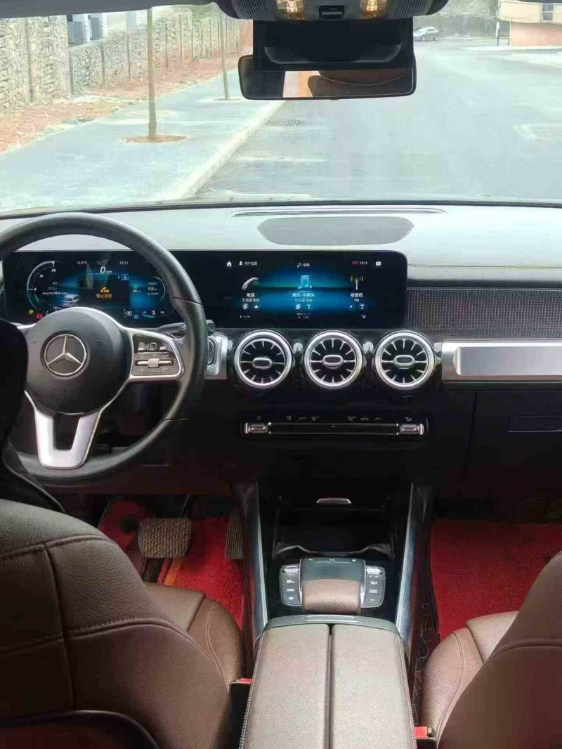 毕节21年奔驰GLB4