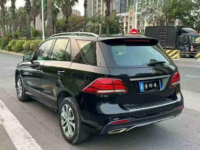 江门15年奔驰GLE8