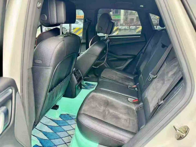 茂名18年保时捷Macan7