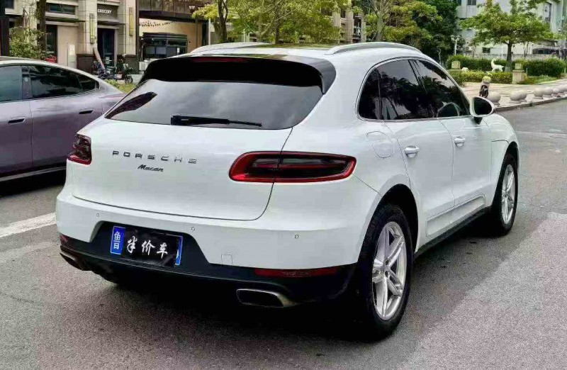 茂名18年保时捷Macan9