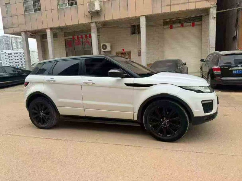 桂林16年路虎极光2