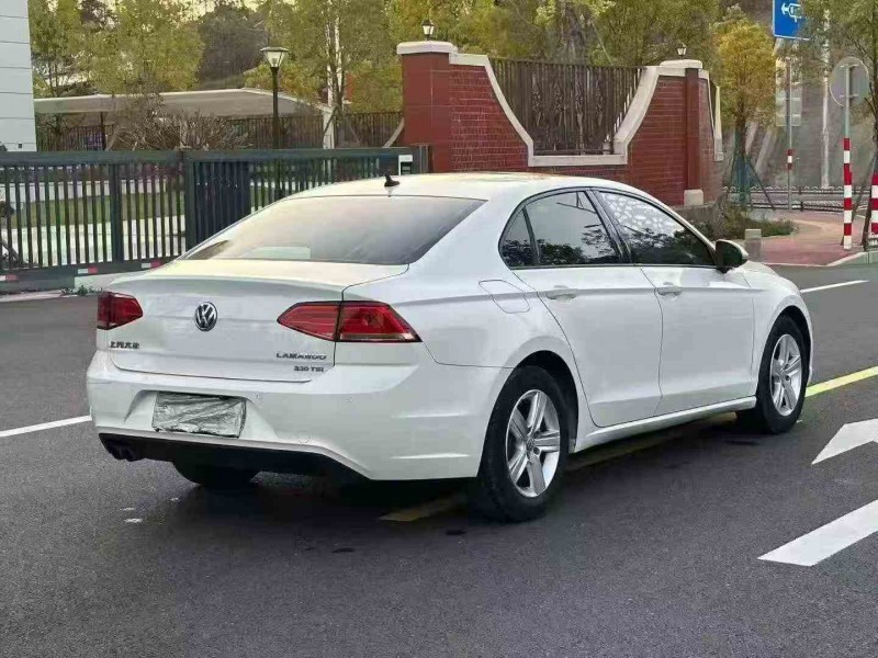 厦门18年大众凌渡9