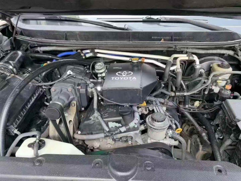 潍坊12年丰田普拉多3