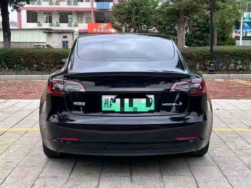 深圳21年特斯拉MODEL 33