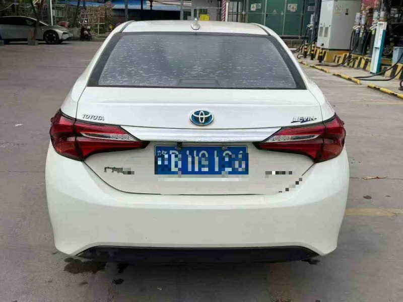 湛江18年丰田雷凌9