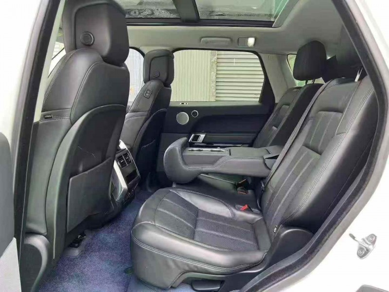 烟台21年路虎揽胜运动4