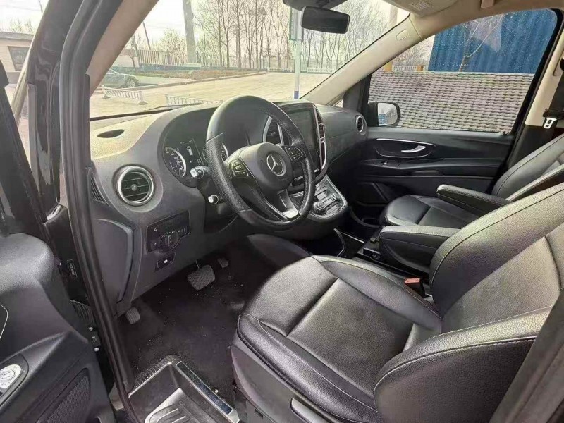 淄博18年奔驰威霆6