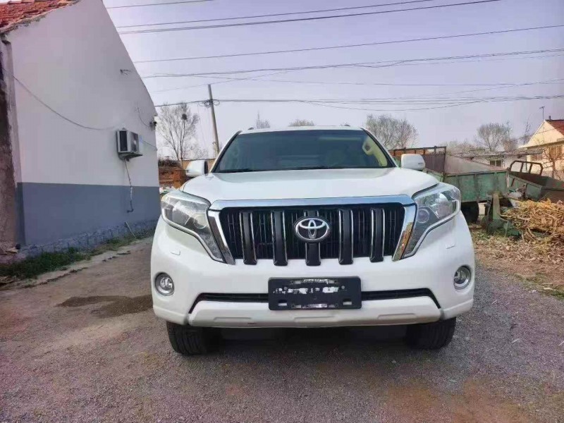 潍坊17年丰田普拉多1